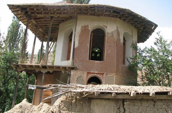 عکس خانه ابراهیم گلستان