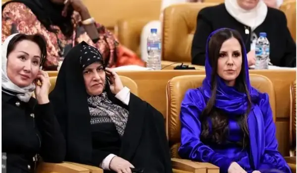 عکس خانم سید ابراهیم رئیسی و همسرش
