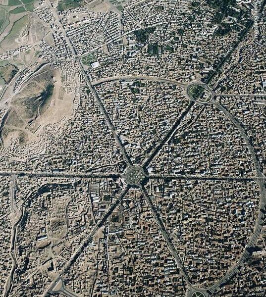 عکس هوایی از فرودگاه همدان