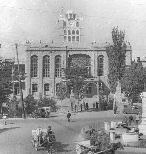 عکس هوایی از میدان ساعت تبریز