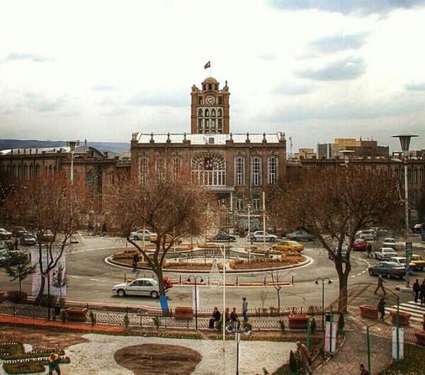 عکس هوایی از میدان ساعت تبریز