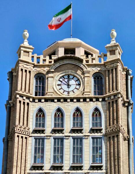 عکس هوایی از میدان ساعت تبریز