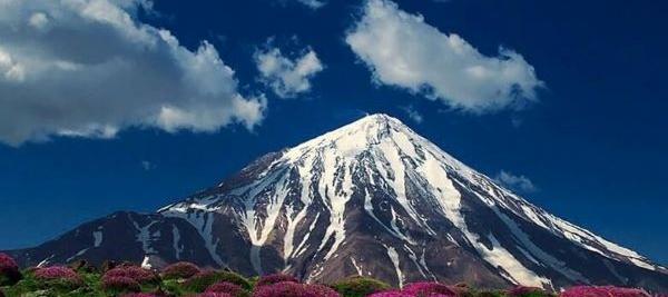 عکس هوایی از قله دماوند