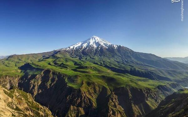 عکس هوایی از قله دماوند