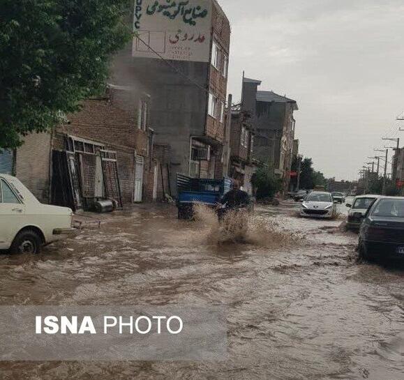 عکس هوایی از شهر خوی