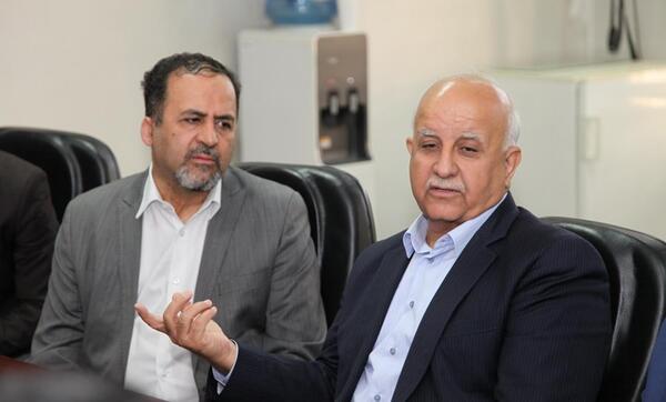 عکس دکتر حسین کریمی
