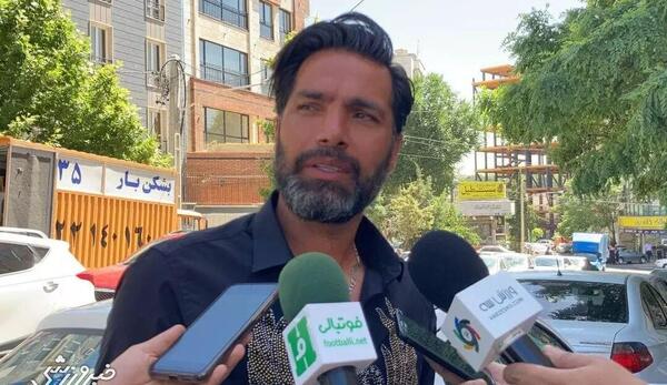 عکس امیر حسین صادقی فوتبال