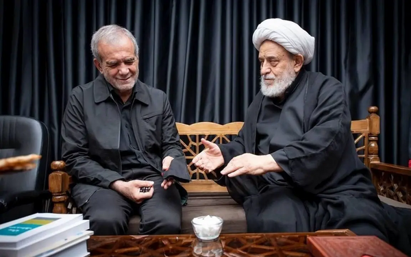 عکس جوانی شیخ حسین انصاریان