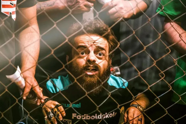 عکس حسن همتی بازیگر