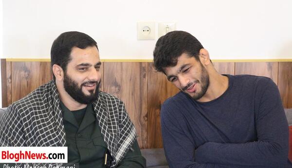 عکس حسن یزدانی با خامنه ای