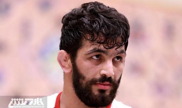 عکس حسن یزدانی با خامنه ای