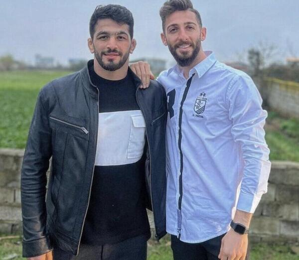 عکس حسن یزدانی با لباس شخصی