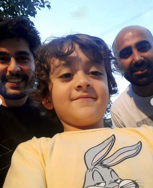 عکس های فرزندان محسن تنابنده
