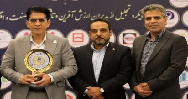 عکس دکتر محسن طلایی