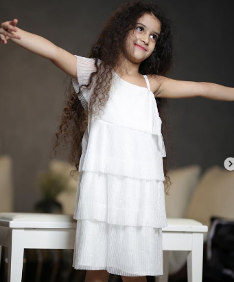 عکس خواننده محسن یگانه و همسرش