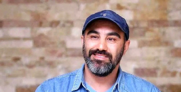 عکس محسن تنابنده و همسرش و فرزندش