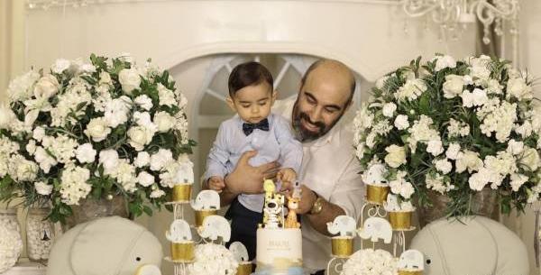 عکس محسن تنابنده و همسرش و فرزندش