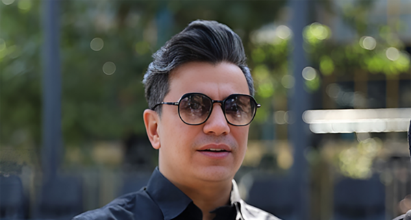 عکس های محسن ابراهیم زاده بدون عینک