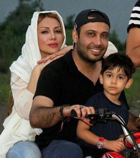 عکس از محسن چاوشی و همسرش