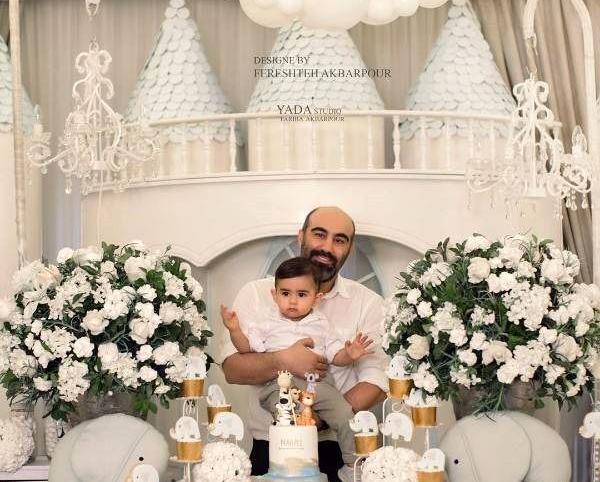 عکس محسن تنابنده با همسر و فرزندش