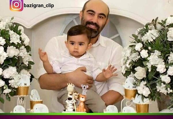عکس از محسن تنابنده و همسر و فرزندش