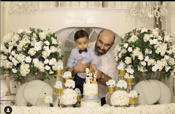 عکس محسن تنابنده و همسرش و فرزندانش