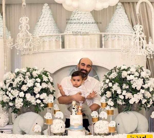 عکس محسن تنابنده و همسرش و فرزندانش