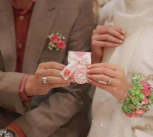 عکس پروفایل نامزدی فیک