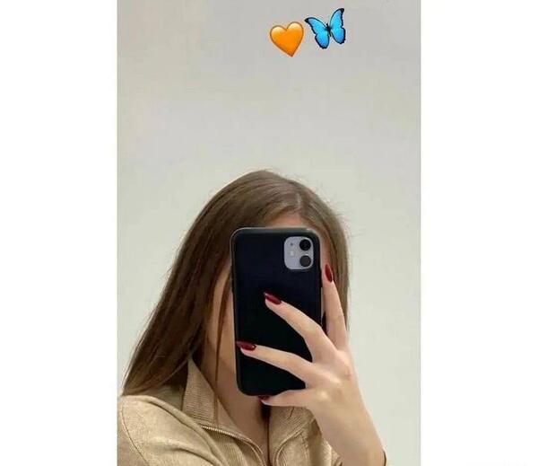 عکس فیک گوشی رو صورت