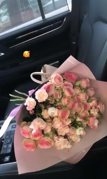 عکس فیک دسته گل رز