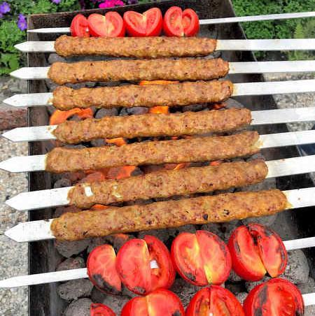 عکس فیک کباب در شب