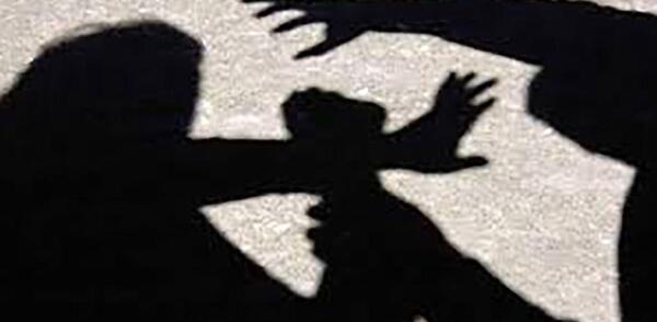 عکس فیک قرص توی دست