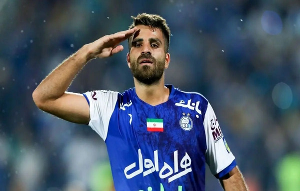 عکس دختر فوتبالیست فیک