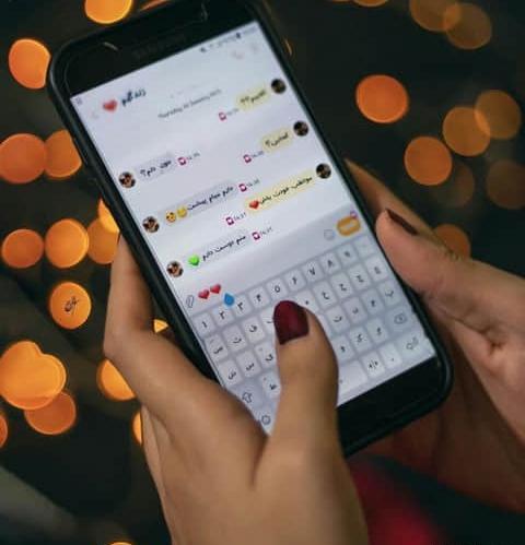 فیک عکس دست عاشقانه طبیعی