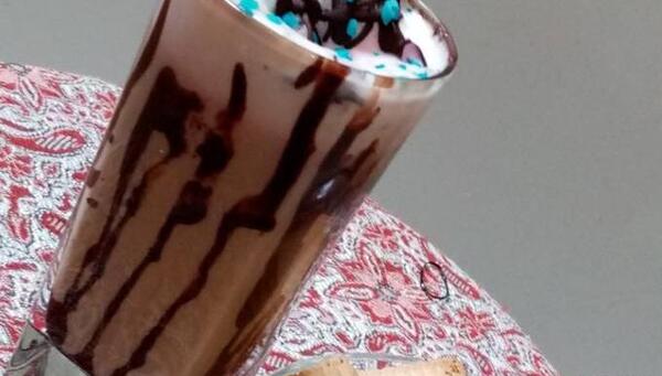 عکس فیک شیک شکلاتی