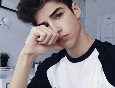 عکس فیک پسرونه 18 ساله ایرانی