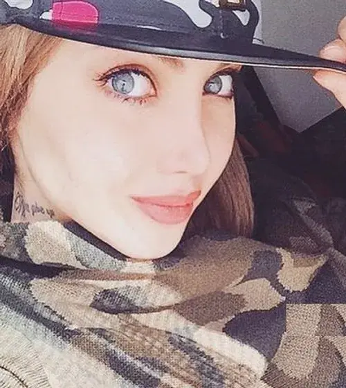 عکس فیک چشم آبی