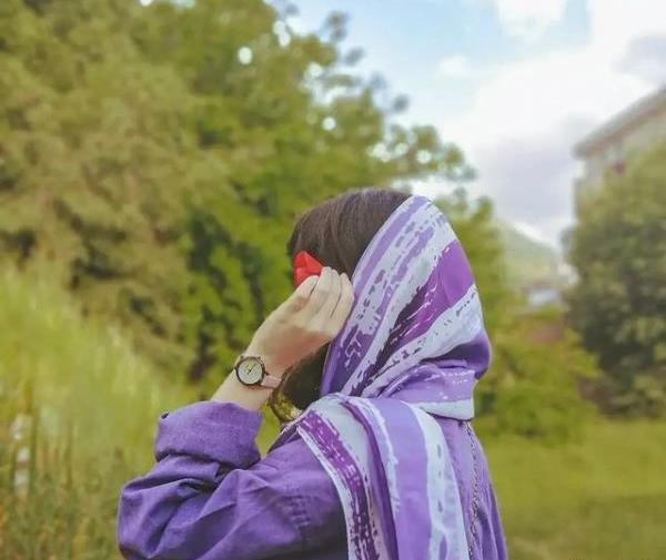 عکس فیک از پشت سر دخترونه