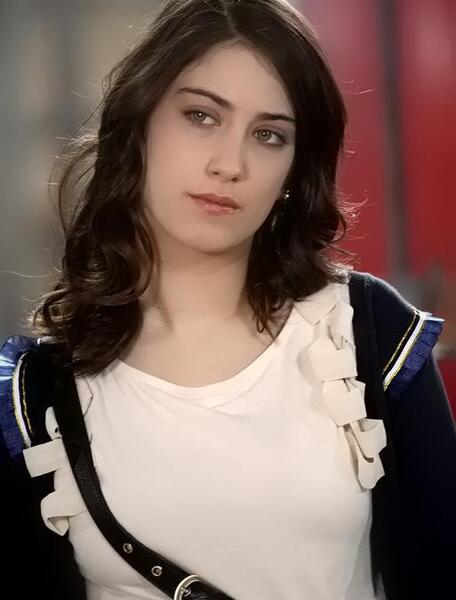 زیباترین عکس های هازال کایا