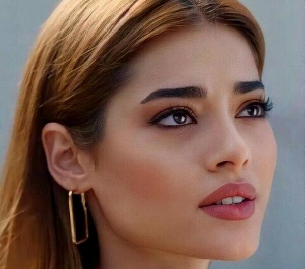 عکس های نسلیهان در سریال وحشی