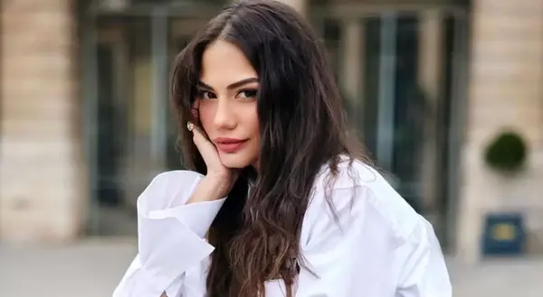 عکس بازیگر ترکی نسلیهان