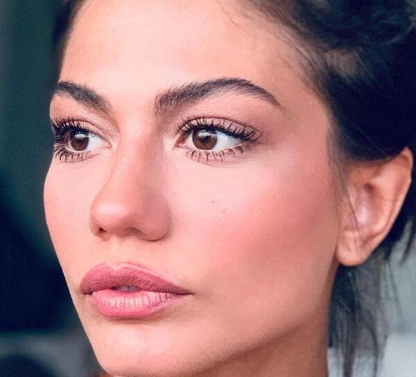عکس عروسی دمت اوزدمیر و همسرش
