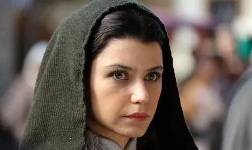 عکس همسر واقعی برن سات
