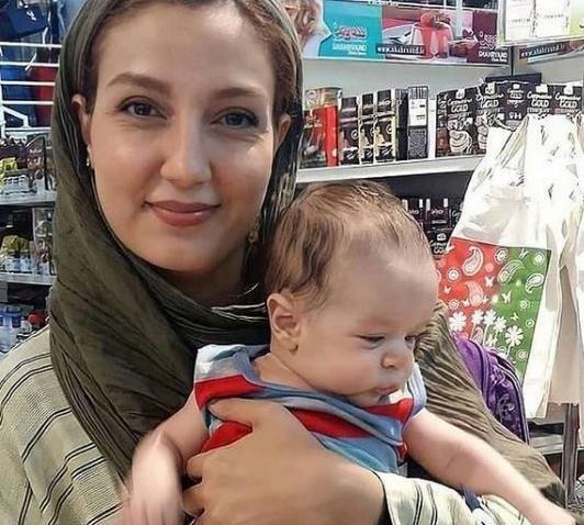 عکس همسر و فرزند سرنا امینی