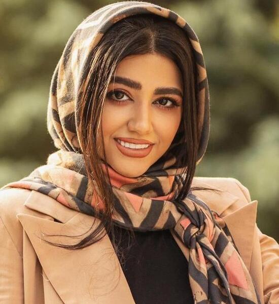 عکس همسر و فرزند سرنا امینی
