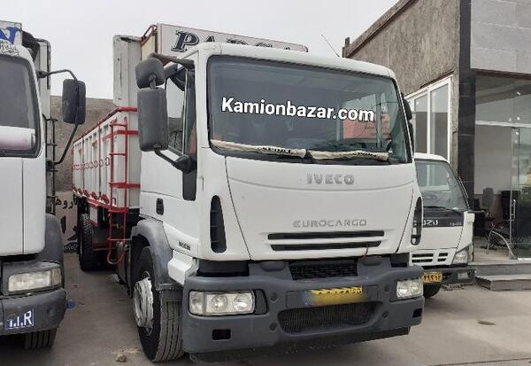 عکس تریلی ایویکو