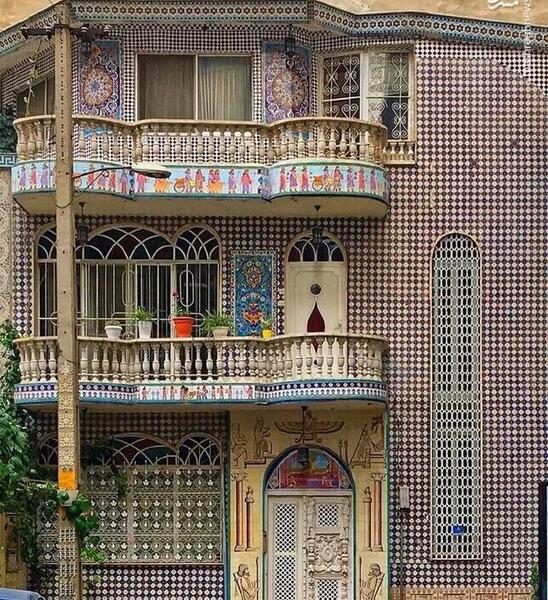 عکس خانه قدیمی از بیرون