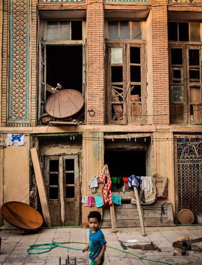 عکس خانه قدیمی از بیرون