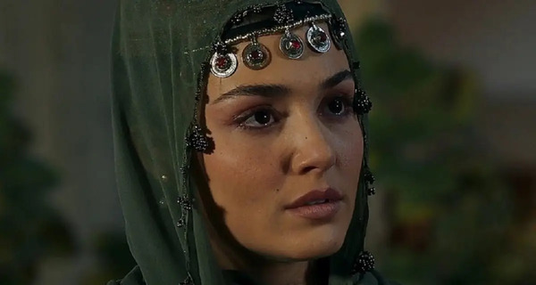عکس مادر بزرگ هانده ارچل