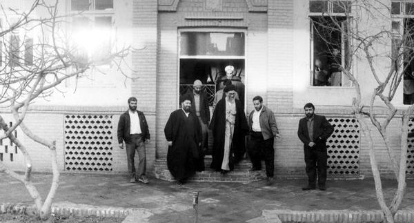 عکس از خانه خامنه ای
